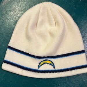Reebok- White and Blue Chargers Kids Beanie
New without tags